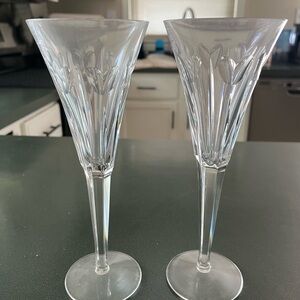 Beautiful pair of Waterford crystal heart design champagne flutes.